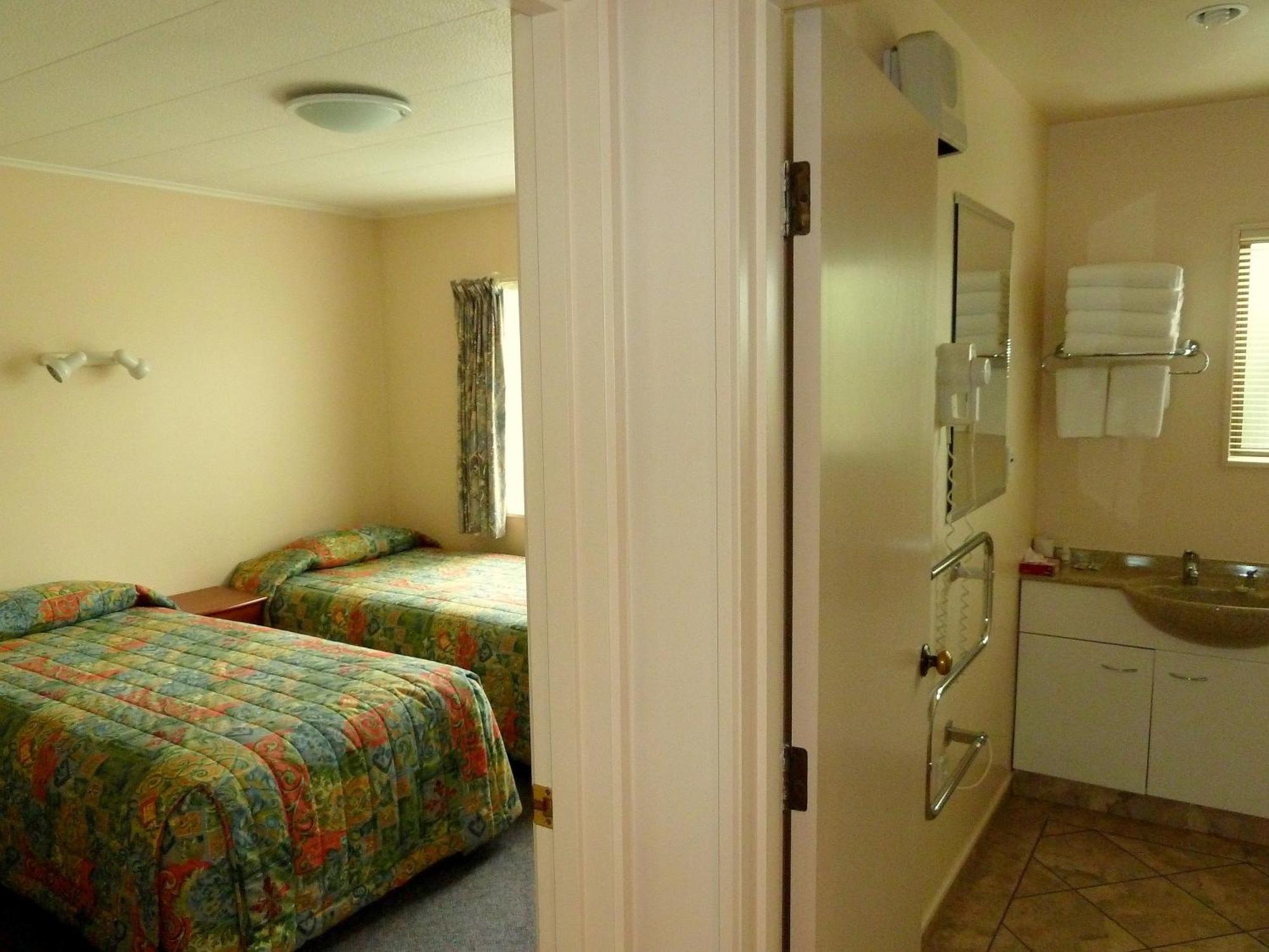 Tudor Lodge Motel Nelson Ngoại thất bức ảnh