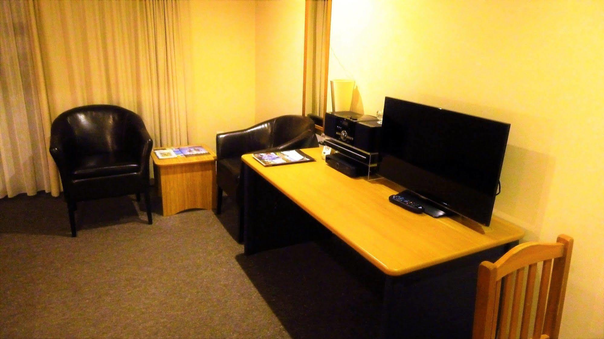 Tudor Lodge Motel Nelson Ngoại thất bức ảnh