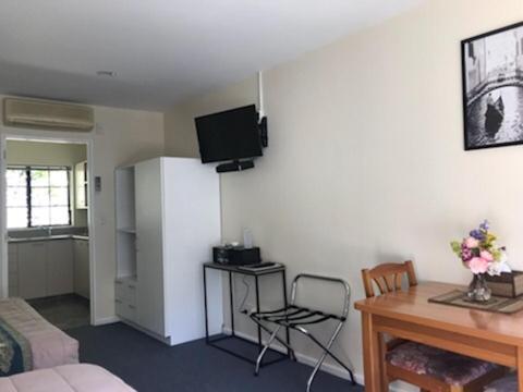 Tudor Lodge Motel Nelson Ngoại thất bức ảnh